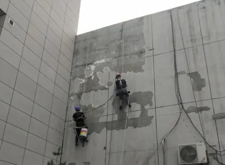 闵行楼顶漏水维修公司分享下闵行外墙防水的注意事项